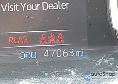 2019 Toyota Rav4 Xle z USA, uszkodzony, nr VIN JTMW1RFV6KD513554